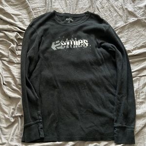 Black etnies thermal long sleeve tee.